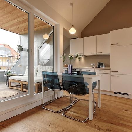 Homiestay City-Apartment, Balkon & Parkplatz Würzburg Esterno foto