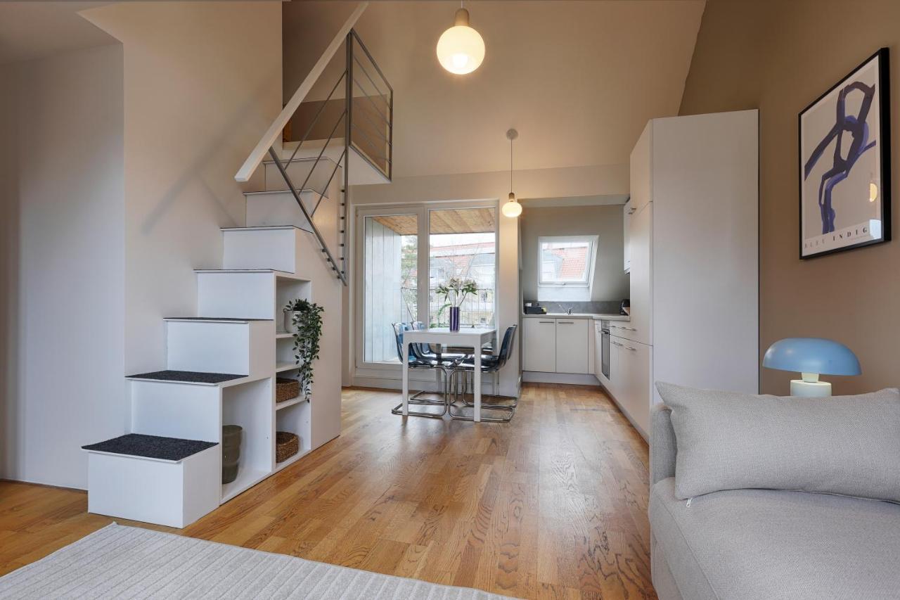 Homiestay City-Apartment, Balkon & Parkplatz Würzburg Esterno foto